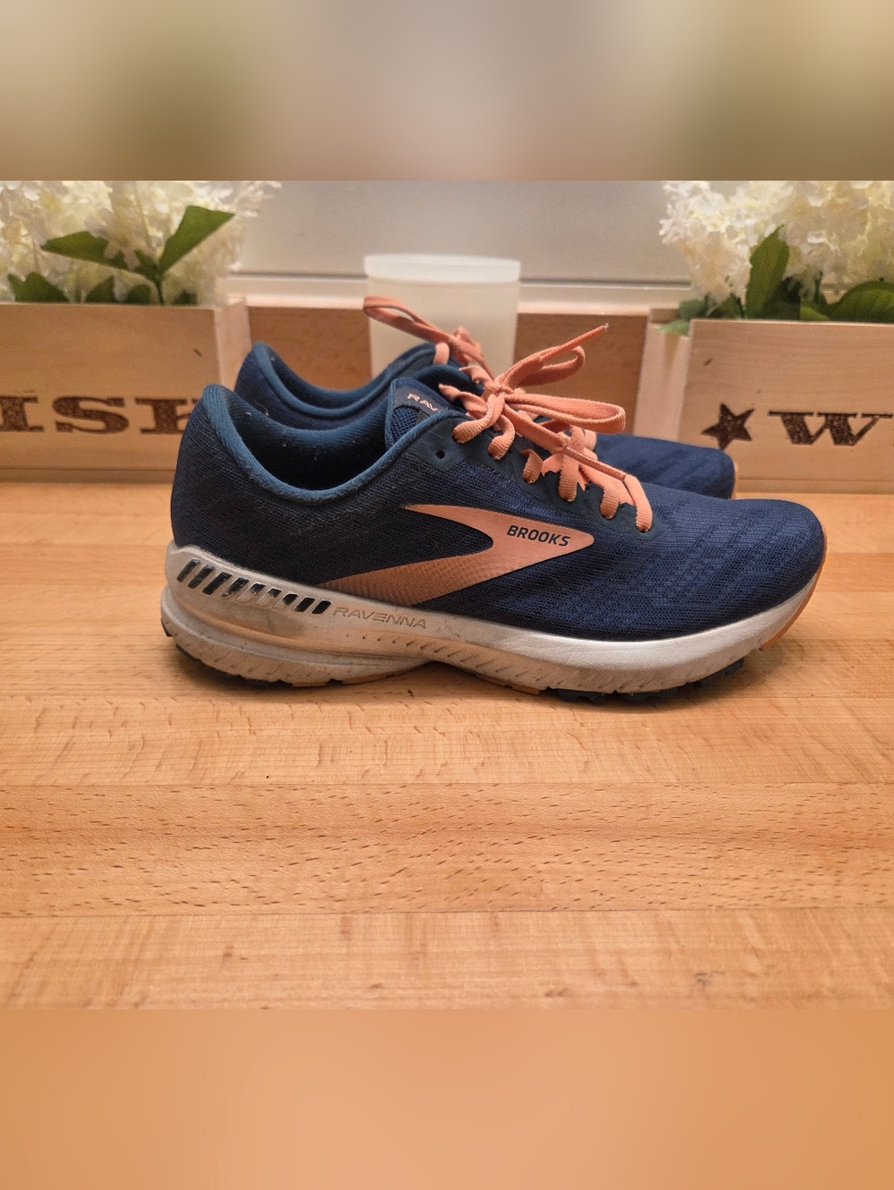 Brooks Ravenna 11 Running Shoes "Majolica Navy/Desert" Women's Size 7.5